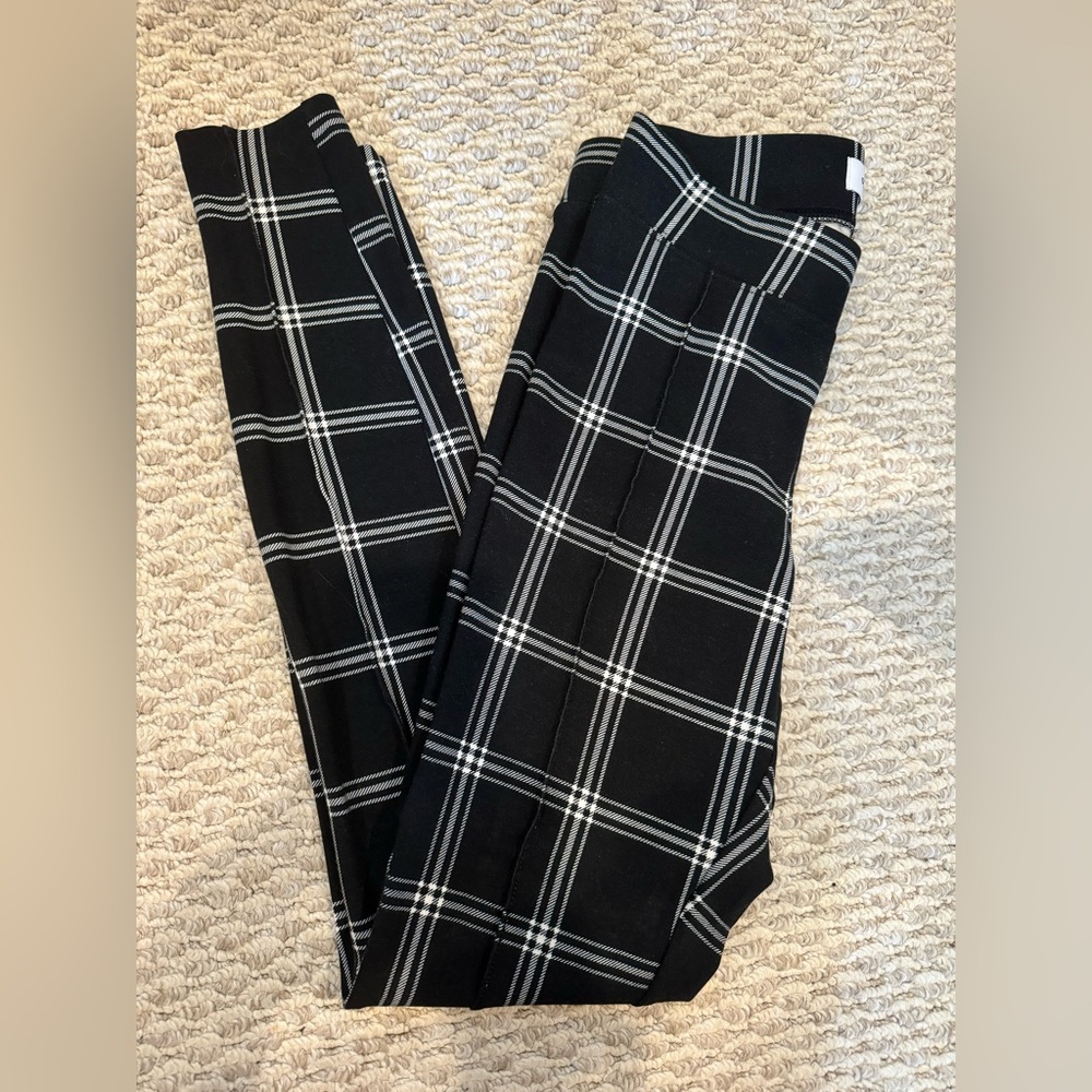 Old Navy - Plaid Skinny Jegging’s XS